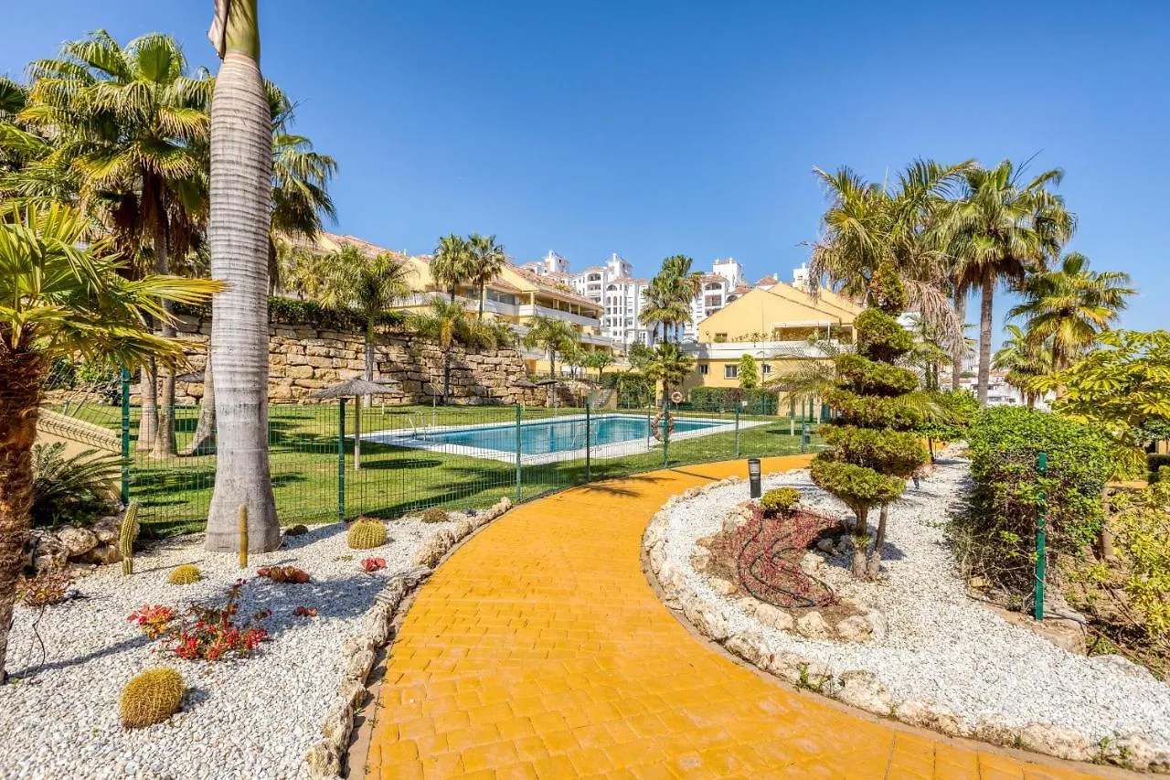 Hanami Puerto Alto Pa 7-15 Estepona Apartment